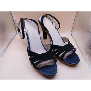 Socialite strappy velvet sandals size 7 GUC